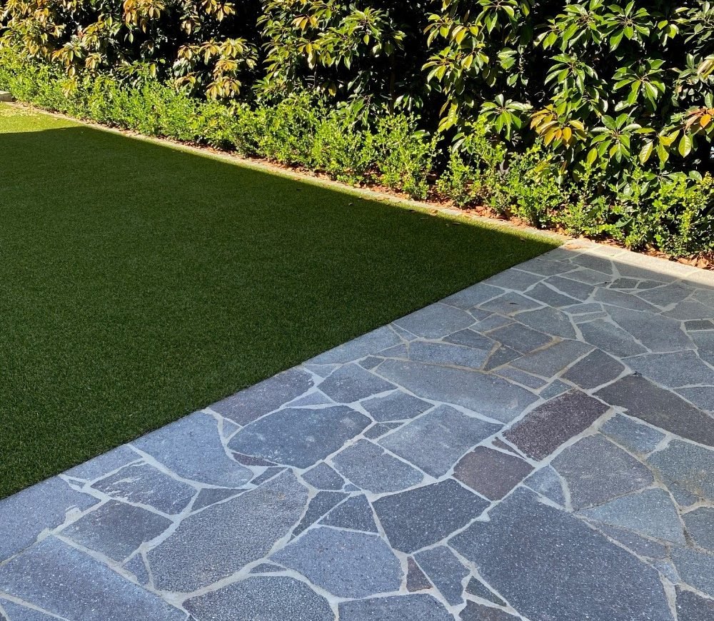 porphyry-crazy-pave-mix-7_inPixio-1000x870